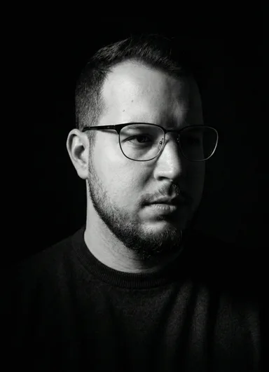 Jan Nezval, fotograf a autor služby Jsme svoji